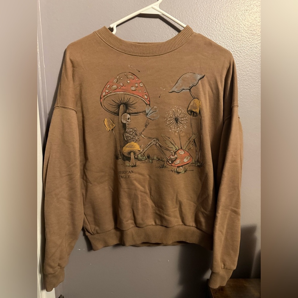 Brown Graphic Sweatshirt with Mushroom Design